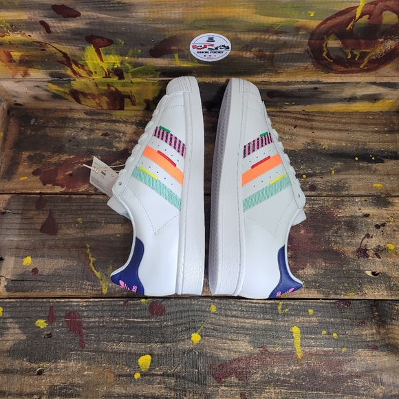 Women adidas athletic shoes size 8.5,9.5 new - Picture 2 of 9